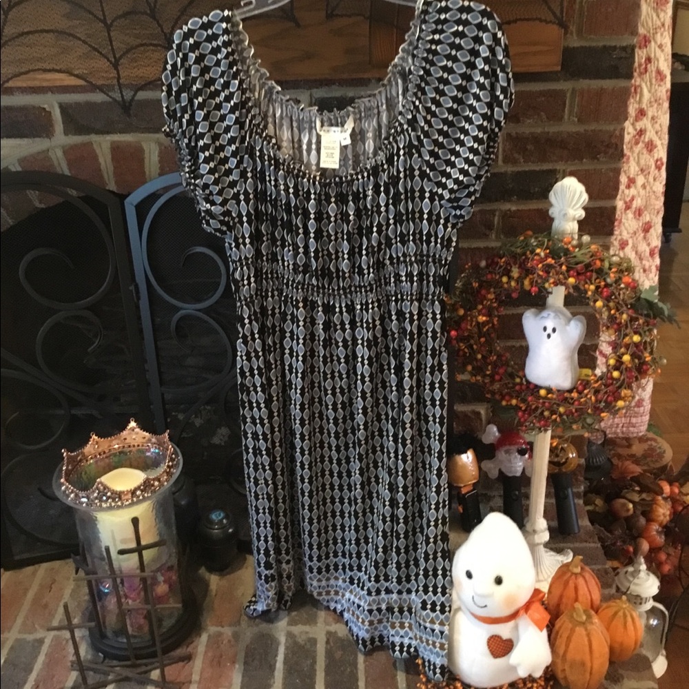 Beautiful Summer Dress light-weight fabric